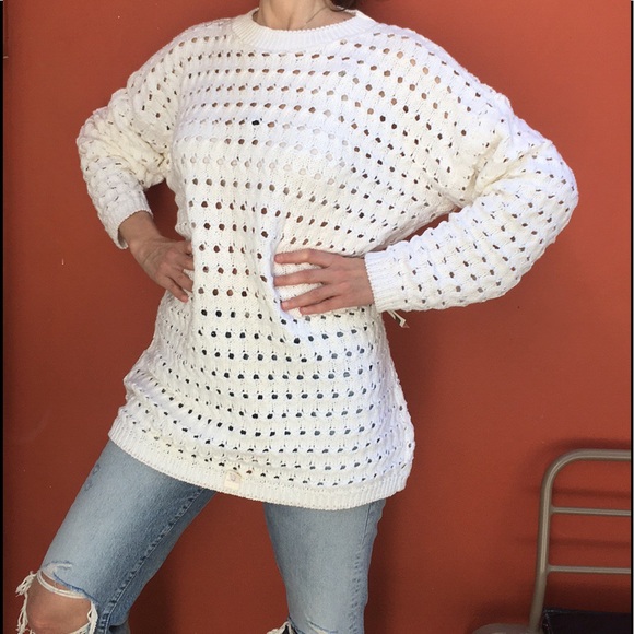 🚫SOLD🚫 Super Oversized Chunky White Sweater Top - Picture 3 of 7
